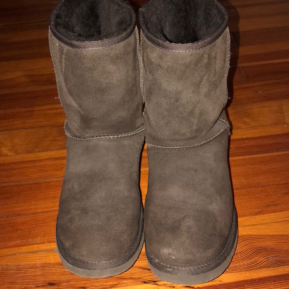 UGG Boots - Brown